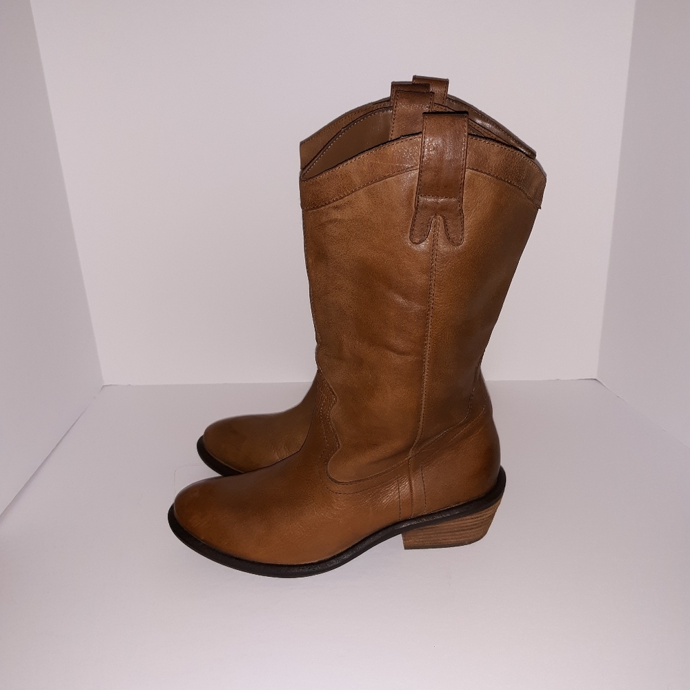 Jessica Simpson brown leather cowboy boots